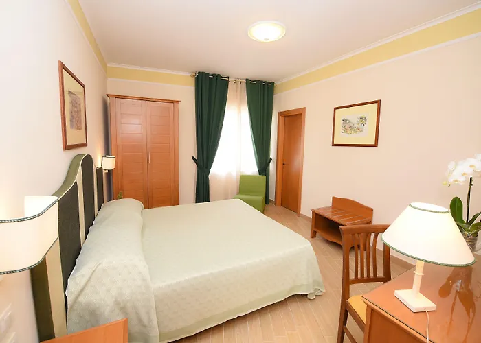 Tourist Hotel