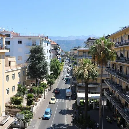Tourist Otel Sorrento