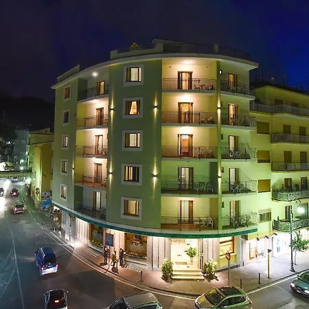 Tourist Otel