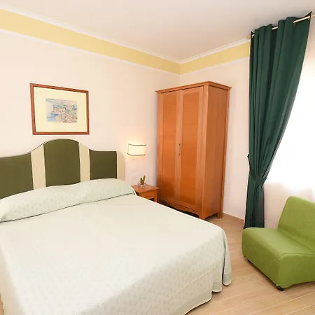 Tourist Hotel 3*