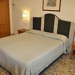 Tourist Hotel 3*