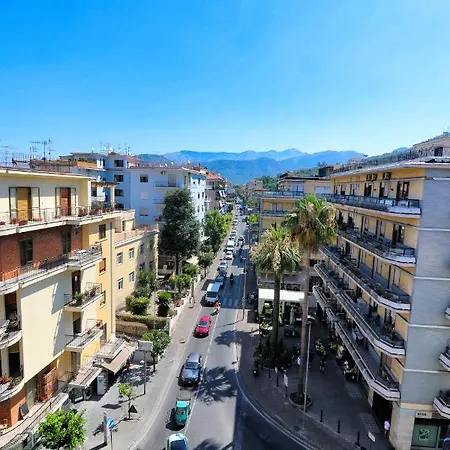 Tourist Ξενοδοχείο 3*
